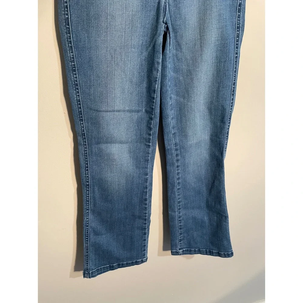 Spanx Kick Flare Jeans in Vintage Indigo Size Small Classic Casual Everyday